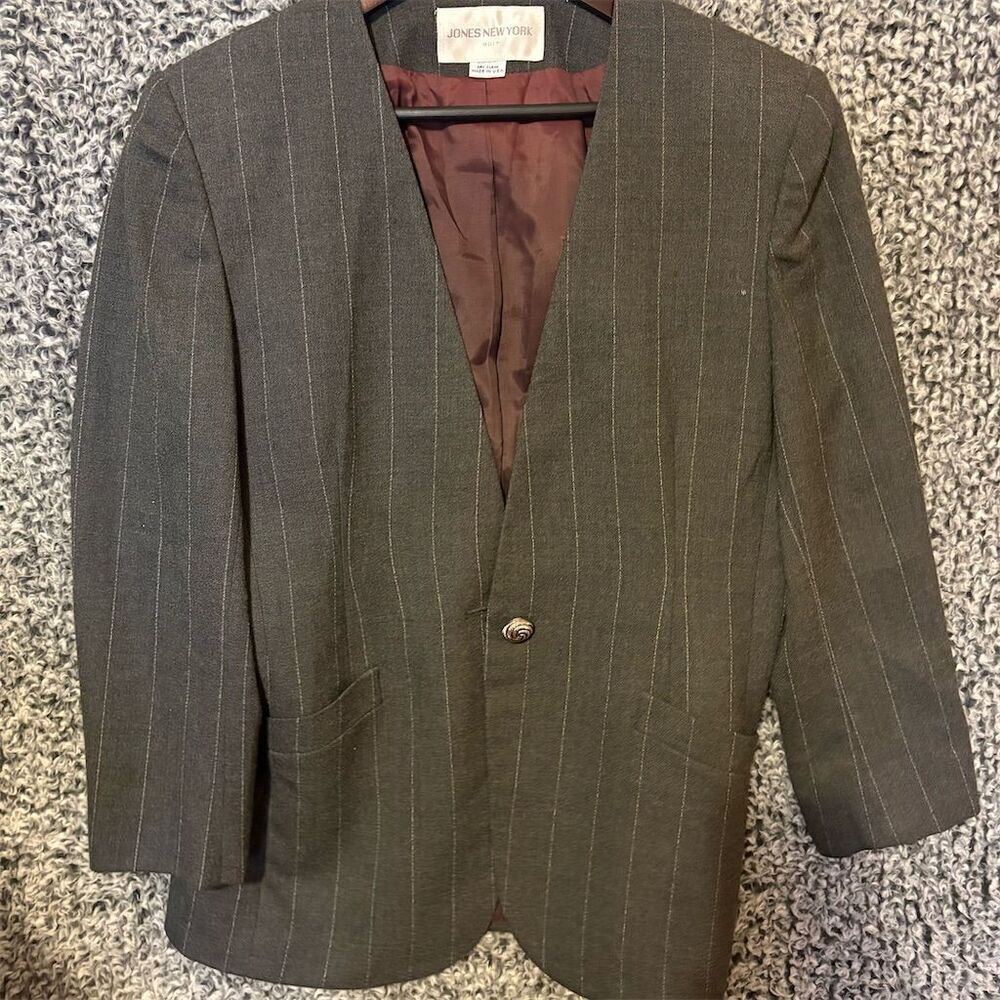 VTG Jones New York Women's Blazer Size Large Gray Pinstripe One-Button Tailored